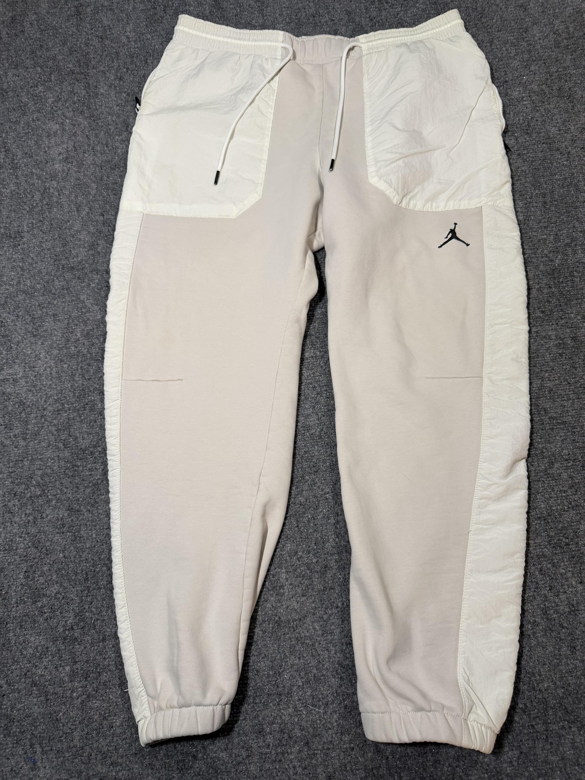 Jordan 23 Engineered Jogger Pants Mens XL Beige Fleece Elastic Waist Zip Pocket