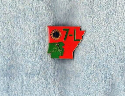 Lions Club Pin - Arkansas 7-L The Quachitas