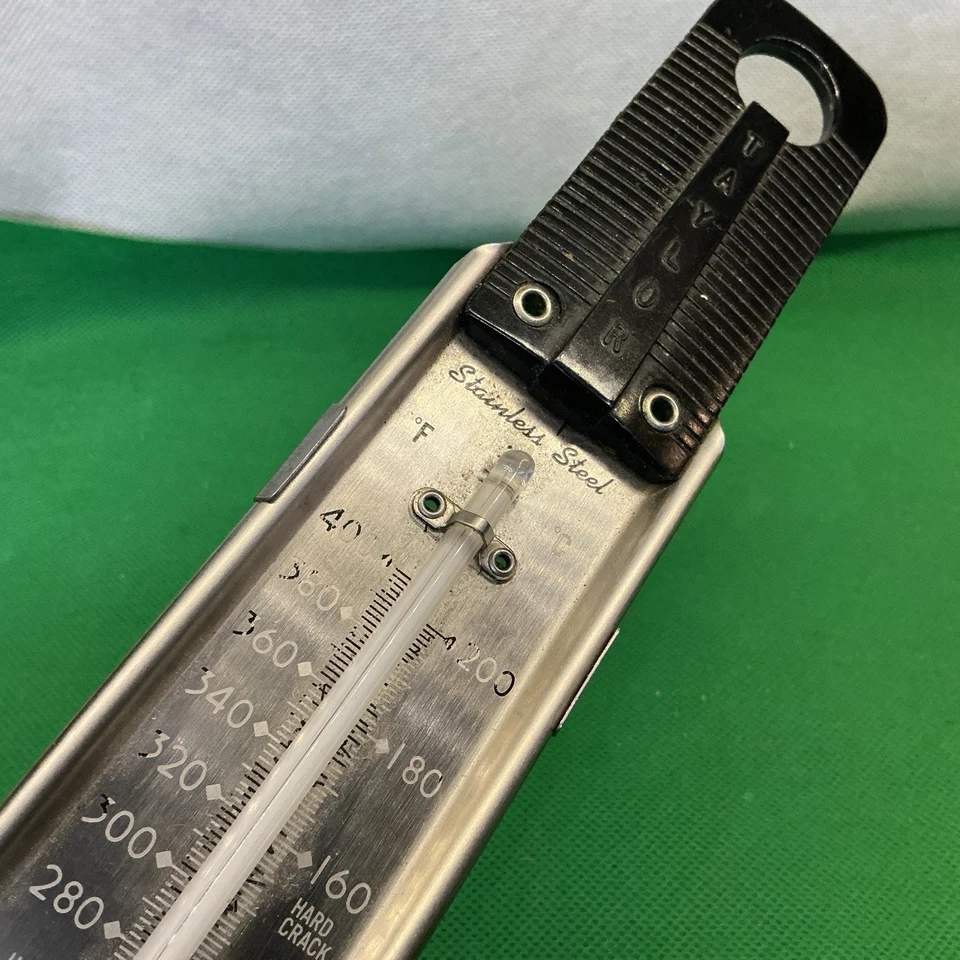 Termômetro de aço inoxidável vintage Taylor com clipe 100F-400F 12” de comprimento - Imagem 2 de 4