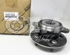 Toyota Front Hub Assy 43550-33020 OEM RH LH Axle 4355033020 Genuine Wheel NEW