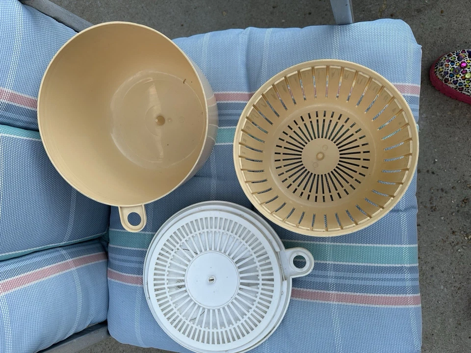 Hilandero de ensalada vintage bronceado de mediados de siglo moderno Sam Lebowitz 604 COPCO hecho en EE. UU. Foto 4 de 4