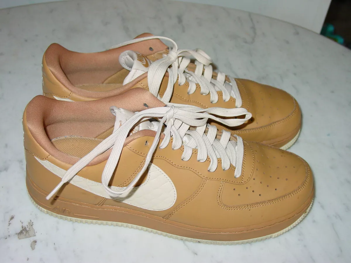 2017 Nike Air Force One 07 LV8