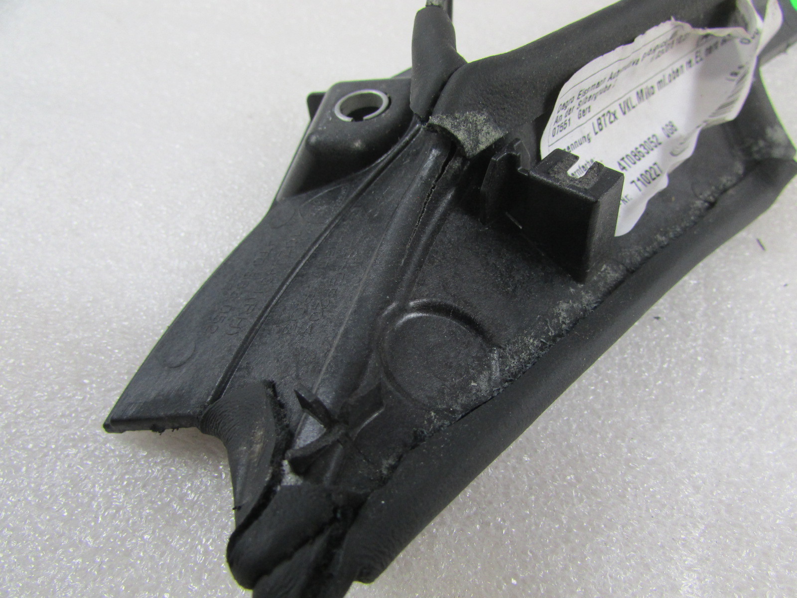 Lamborghini Huracan, RH, Right Console Side Panel, Used, P/N 4T0863052