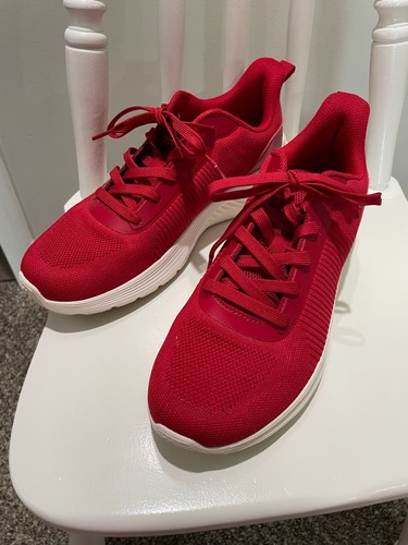 Chaussures De Marche SKECHERS Pour Femme - Semelle Memory Foam - Pointure US 5.5 - Occasion (EUC = Excellent Used Condition)