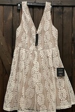 Never Worn Size Large Lulus Dress