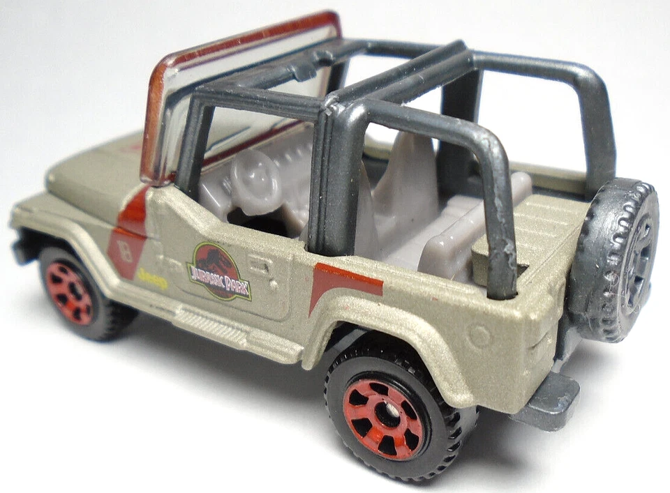 2017 MATCHBOX JEEP WRANGLER JURASSIC PARK GRAY 1:64 DIECAST 2 5/8" CAR W/ RED - Image 3 of 4