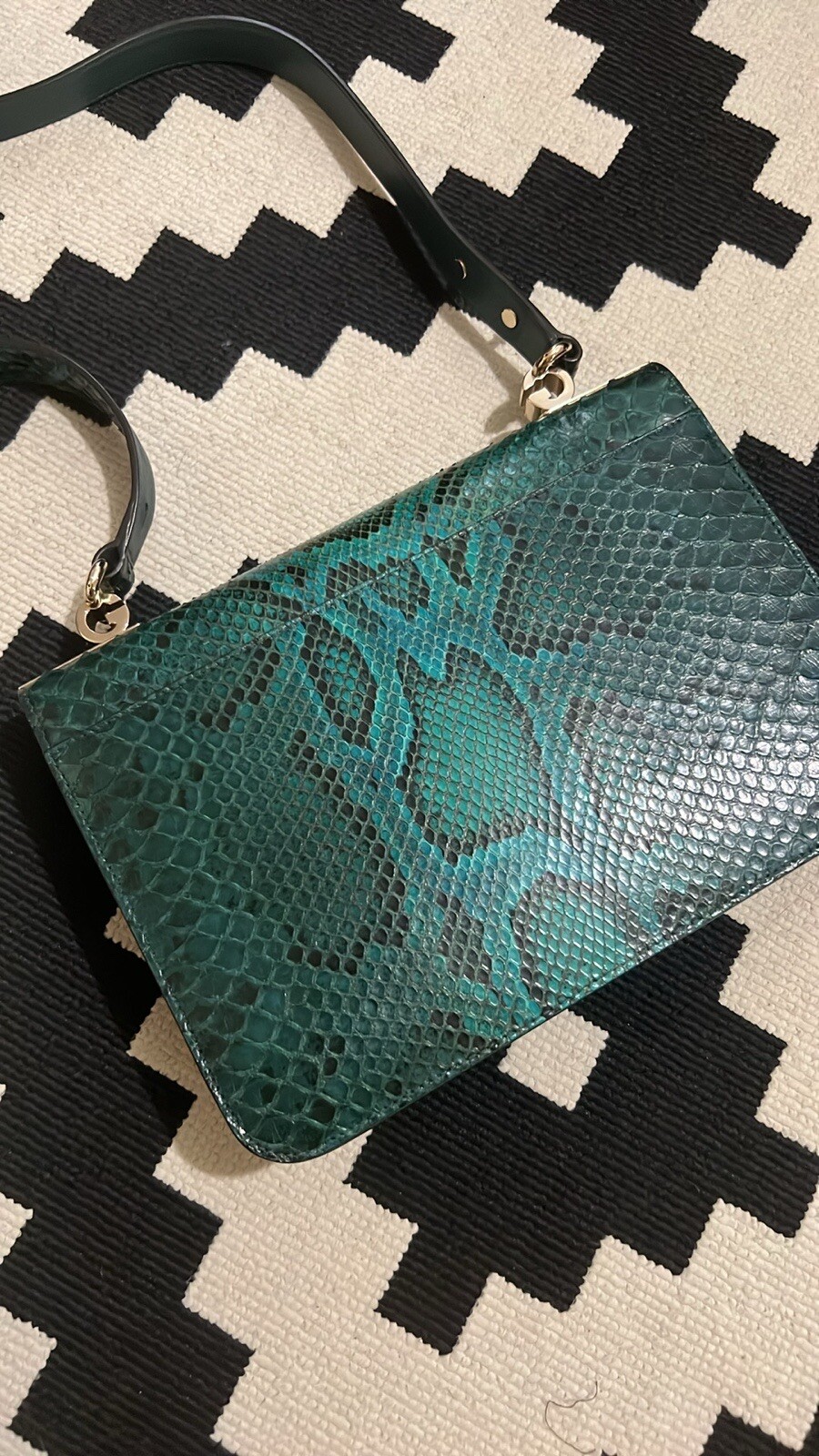 Gucci Python Medium Shoulder Bag Green - image 14