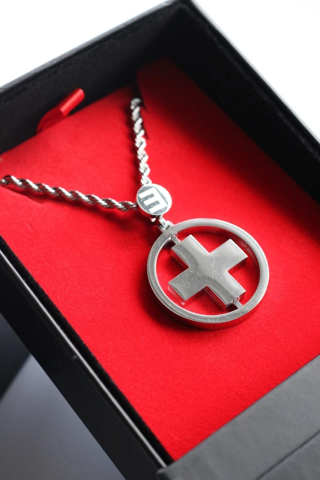 Eminem - Recovery pendant  - Image 3 of 3