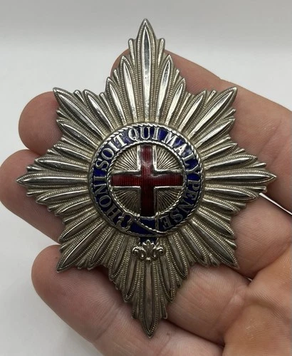 WW2 Coldstream Guards British Army White Metal / Enamel Military Helmet Plate