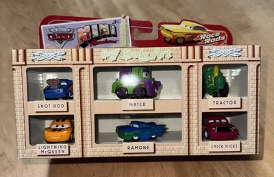 レア！Cars Mini Adventures ミニカーセット 4パック Disney Pixar Cars Mini Adventures Race Rods 4pack Tractor Chick