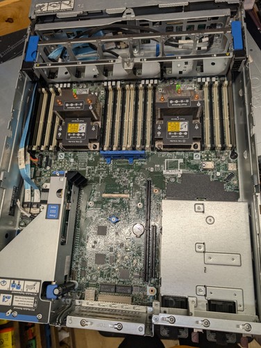 HP DL380 G10 - Picture 3 of 4