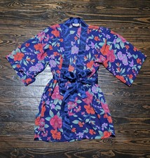 Victoria  s Secret Gold Label Short Kimono Robe One Size Floral Paisley Sheer