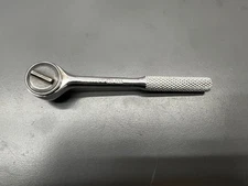 (F) JH WILLIAMS M-52A 1/4" DRIVE KNURLED RATCHET - EXC COND - MADE IN USA