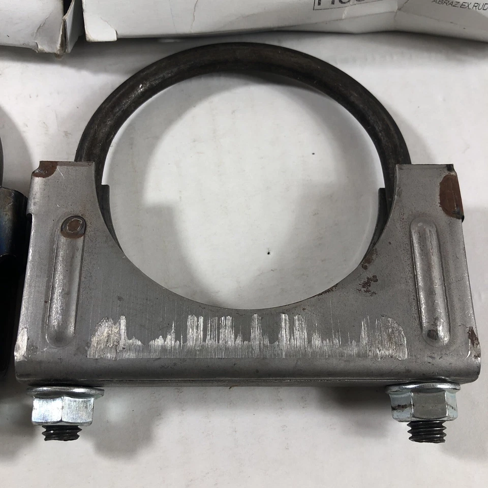 Lot of 2 H300 Exhaust Clamps (4693) - Image 3 of 4