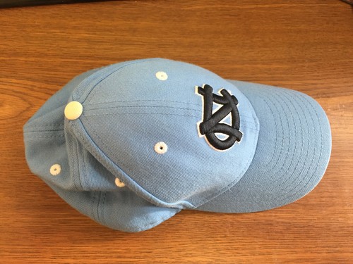 North Carolina Tar Heels Cap New Era 7 1/4 58 CM Baseball Trucker - Picture 5 of 7