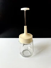 Vtg Gemco Glass Manual Nut/Food Chopper Beige & White w/Stainless Steel Blades