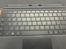 Microsoft Surface Pro Keyboard MODEL : 1905 f...