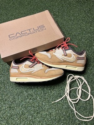 Size 9.5 - Nike Air Max 1 x Travis Scott Low Wheat