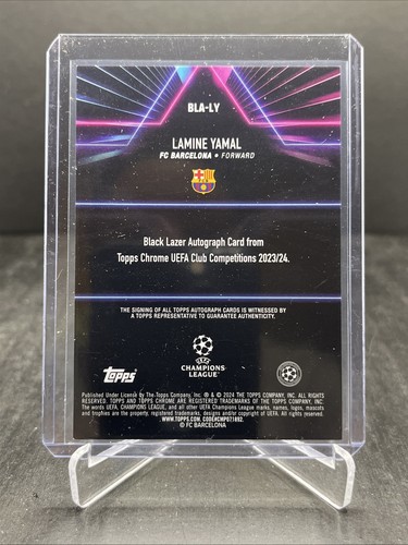 2023-24 Topps Chrome UEFA CC Lamine Yamal RC Rookie Autograph Green Lazer 79/99 - Bild 2 von 4