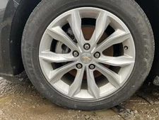 Used Wheel fits: 2023 Chevrolet Malibu aluminum 17x7-1/2 opt RSE Grade A