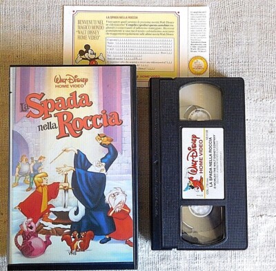 Das Schwert im Felsen - Walt Disney mit Black Raute - VHS Videokassette 