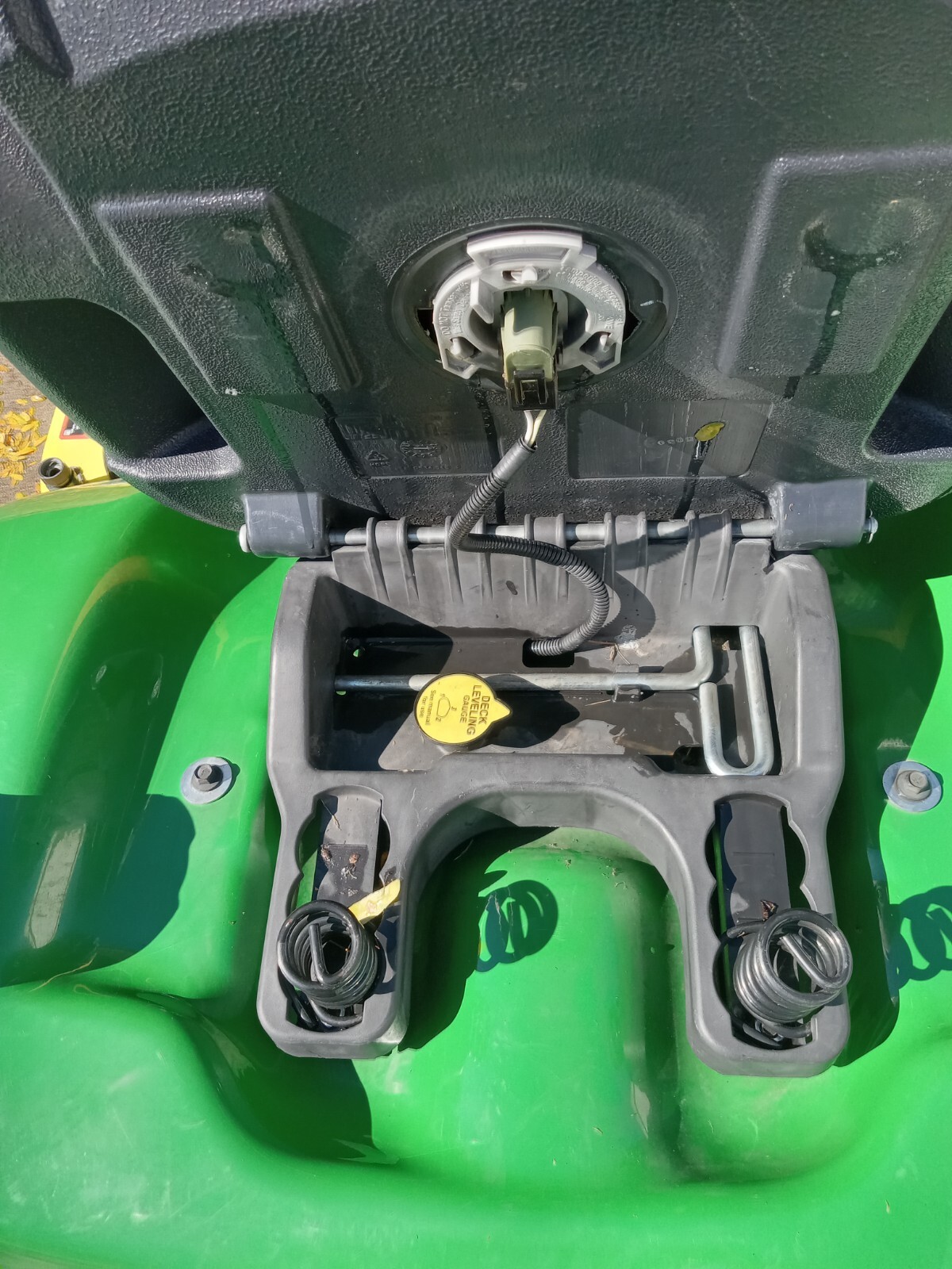 John Deere X330 Lawn Tractor 20 HP VTwin, 42" Deck...Clean and just