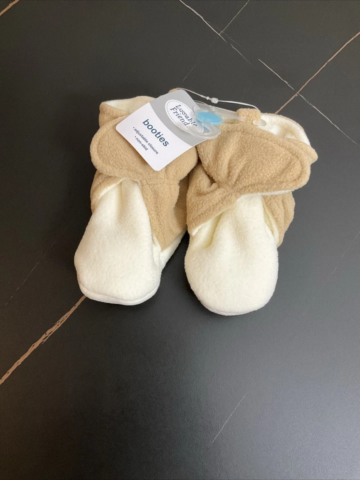 Acogedores botines de vellón Luvable Friends para bebé con parte inferior antideslizante tostados 18-24M Foto 2 de 4