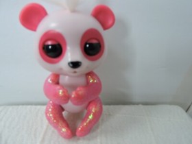 Wow wee baby panda polly pink and purple sloth fingerlings so cute