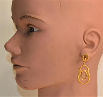 Vintage Signiert TRIFARI Crown Goldtone Dangle Double HOOPS Clip-On Ohrringe