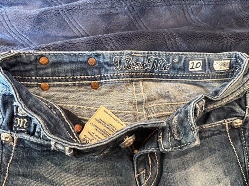 Miss Me girls blue jeans style JK534282. Size 10 - Picture 3 of 4