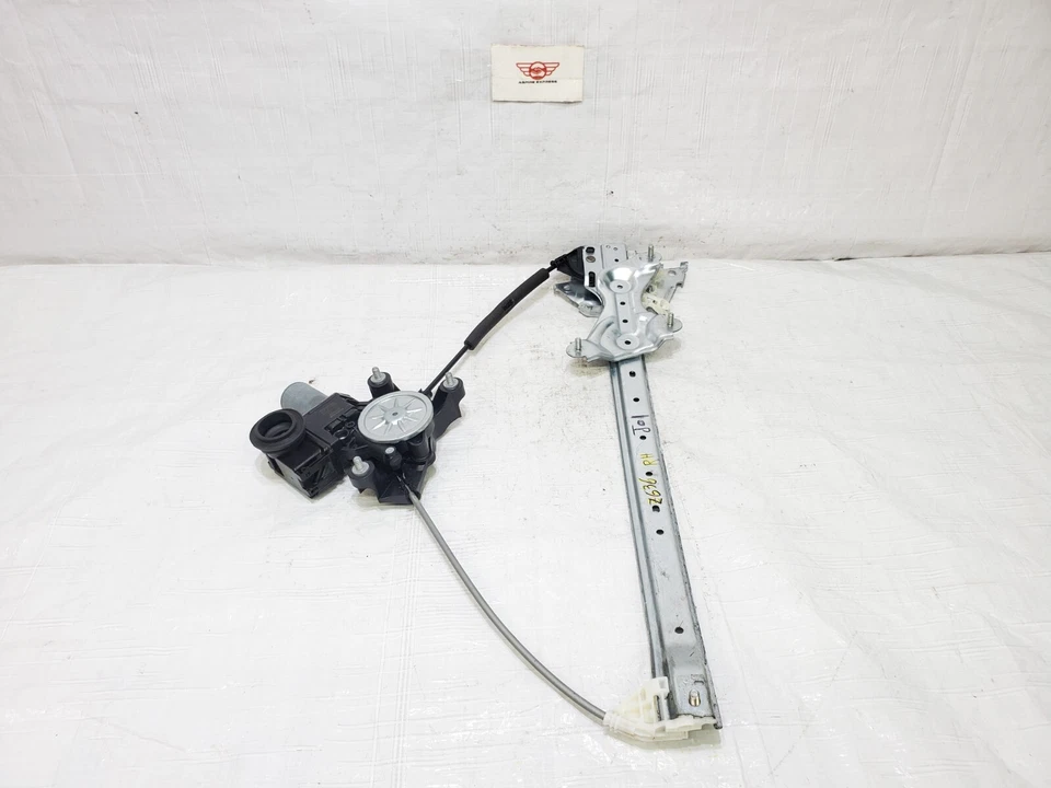 Toyota Corolla 2019-2022 hatchback ventana motor y regulador delantero derecho OEM Foto 3 de 4