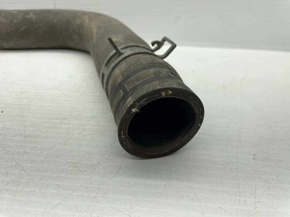 1999-2013 Chevrolet Silverado 1500 Tahoe GMC Sierra 1500 radiator hose Lower OEM - Image 4 of 4