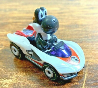 Nintendo Mario Kart Black Yoshi P-Wing Hot-Wheels | eBay