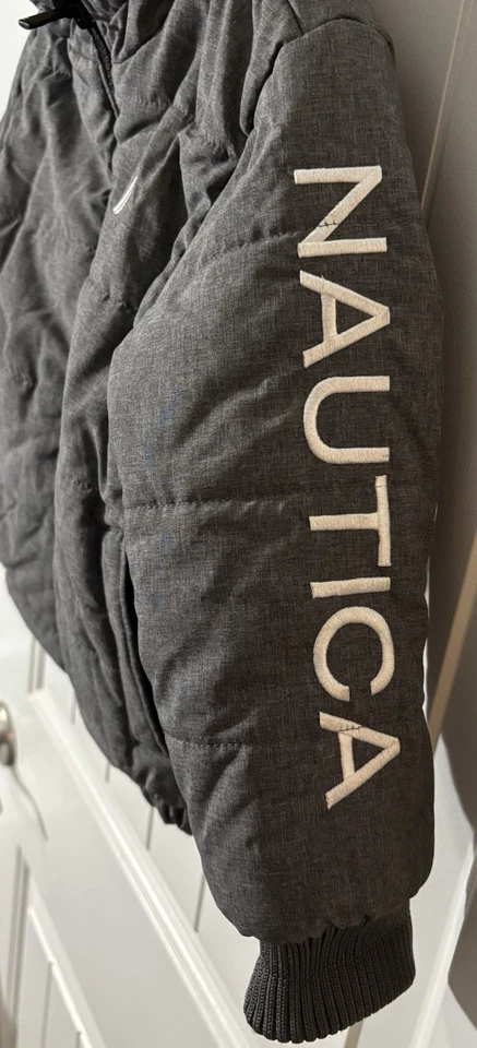 Abrigo de invierno con capucha gris para niño Nautica talla 3T Forrado de vellón Aislado EUC Foto 4 de 4