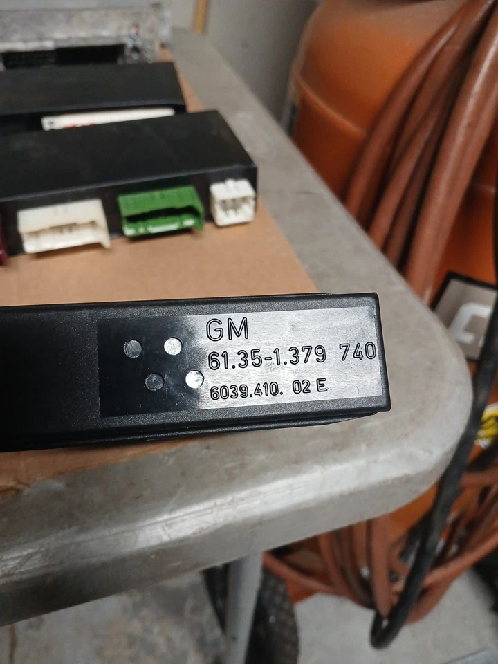 Huge Lot Of 1989 BMW 535i Control Modules And Relays - Image 3 of 4