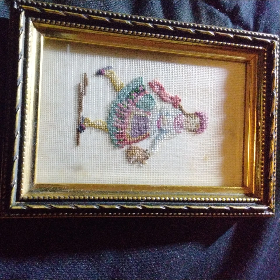 Cross Stitch framed boy and girl rare vintage - Image 3 of 4