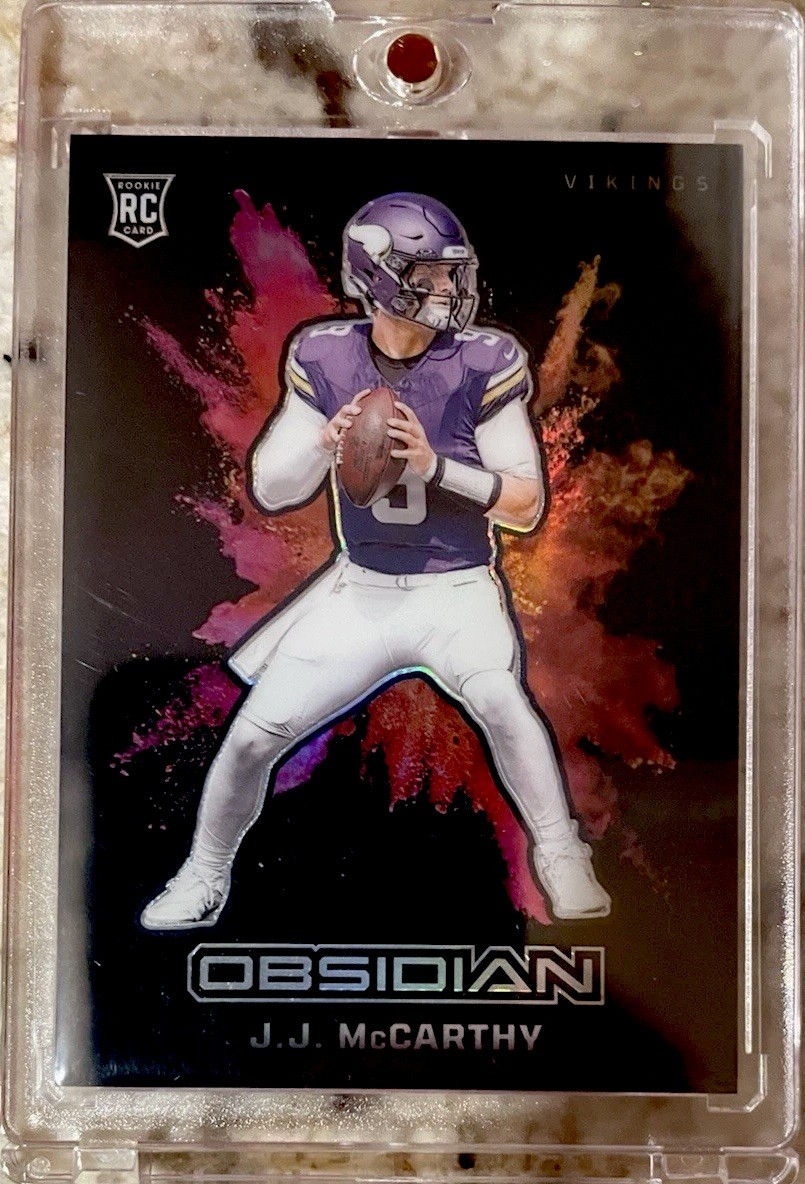 2024 Panini Obsidian - J.J. MCCARTHY #6 - Black Color Blast SSP (RC)
