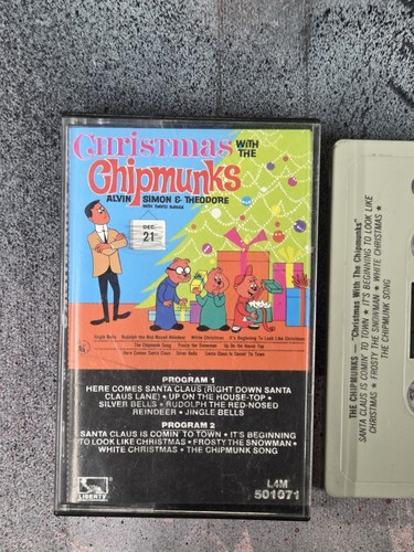 Vintage 1980 Christmas With The Chipmunks Cassette Tape Holidays Capitol Records - Picture 2 of 5