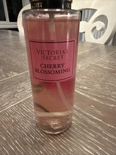 Victoria's Secret Body Fragrance Mist Cherry Blossoming 8.4 fl oz New Rare