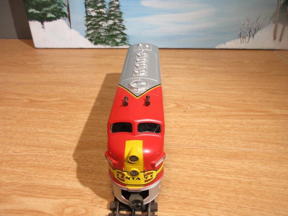 Atlas 6101 O Scale Santa Fe  F-9   Diesel Locomotive  O.B. TESTED RUNS WELL. - Image 4 of 4