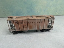 USED Atlas HO Scale Beautifully Weathered Covered Hopper PRR #257864