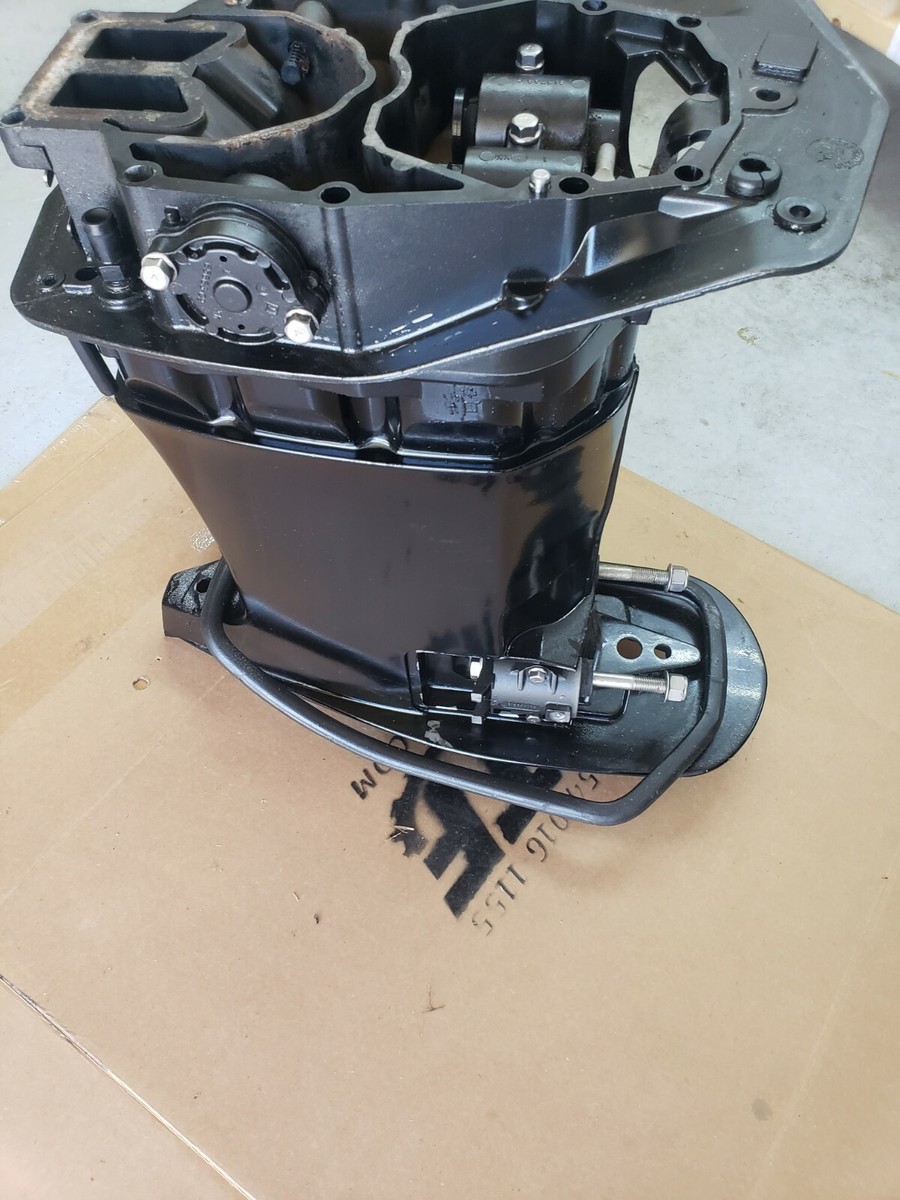 Mercury 3.0L Midsection 20