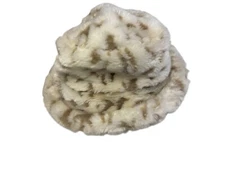 Kangol Womens Regular Size Cream Faux Fur Fluffy Stylish Bucket Winter Ski Hat