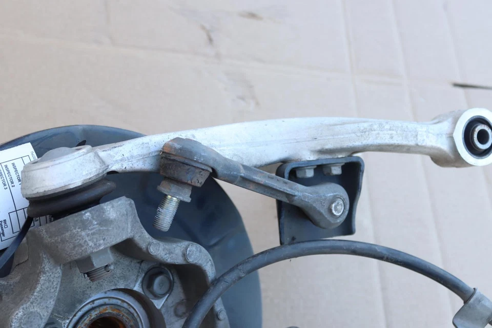 Infiniti FX35 FX37 2009-2013 tracción trasera husillo derecho conjunto buje nudillo OEM Foto 4 de 4