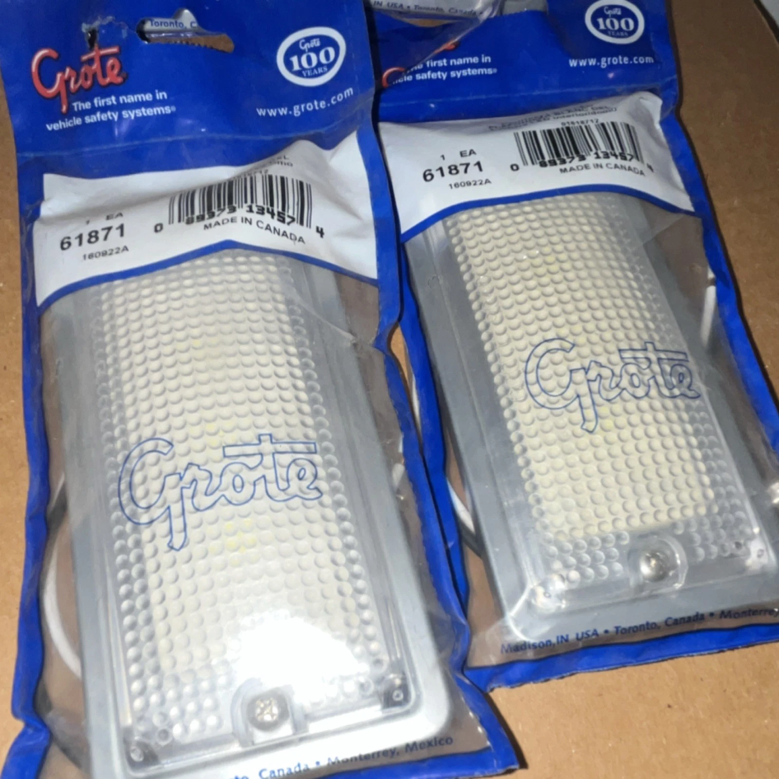 BUNDLE DEAL ! Grote Courtesy Lamp LED /GRO 61871 CLEAR LED LIGHT
Opens in a new window or tab