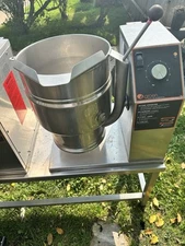 2x 2020 Groen  TDP-40  10 gal. Steam Kettle- Manual Tilt, 2/3 Jacket