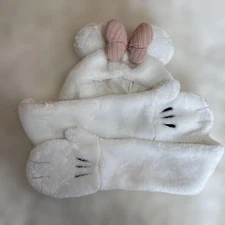 Disney Minnie fan cap with gloves white fluffy scarf cap #f06a6b