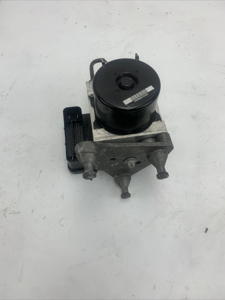 13-15 MERCEDES BENZ C350 ABS SISTEMA DE FRENOS ANTIBLOQUEO MONTAJE OEM 3991-68 Foto 3 de 4