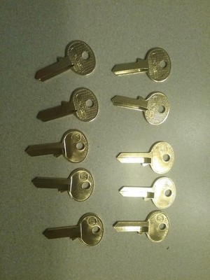LOT OF TEN LOCKSMITH M1 KEY BLANKS FITS MASTER BRASS MADE IN USA  ESP FREE SHIP