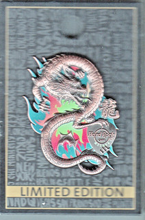 Hard Rock Cafe Pin: Melaka Oriental Guitar Pick Dragon le